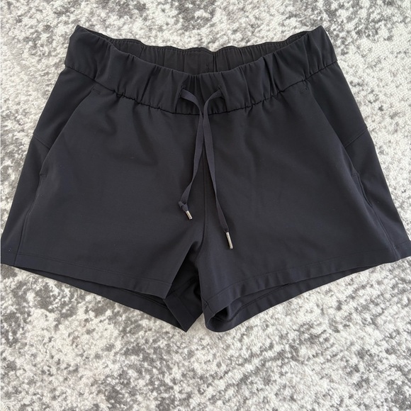 lululemon athletica Pants - lululemon On the Fly Black Athletic Shorts